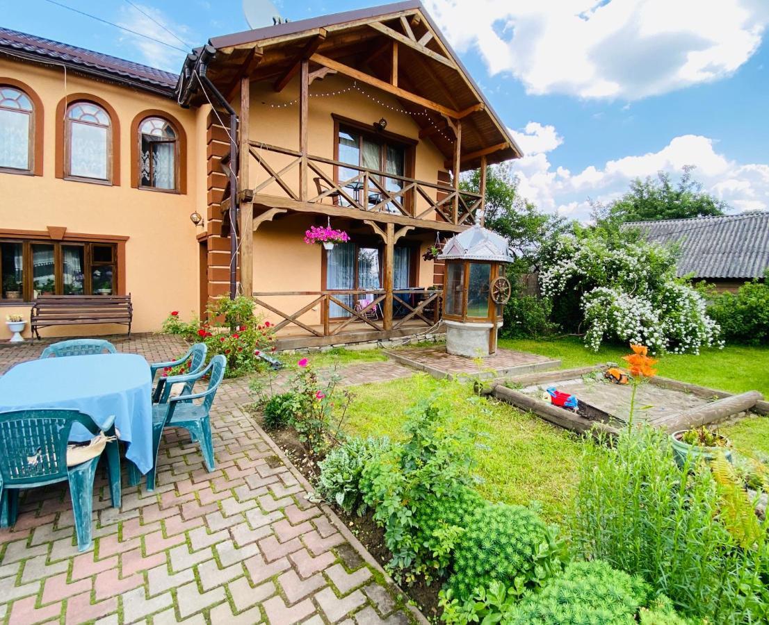 Gasthaus Rodynnyi Zatyshok Werchowyna Exterior foto